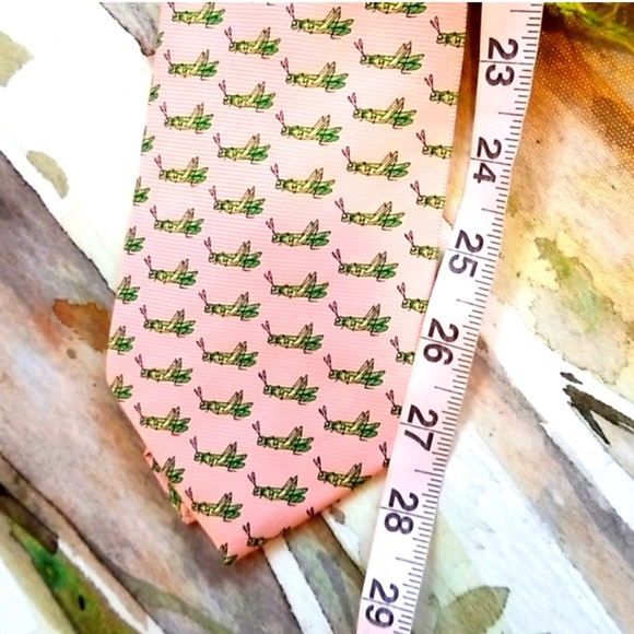 SOUTHERN PROPER Pink Katydid/Green Grasshopper Silk Tie. OS. - Picture 9 of 9